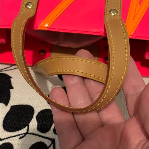 🎀LOUIS VUITTON ROBERT WILSON BAG🎀 - Picture 9 of 11